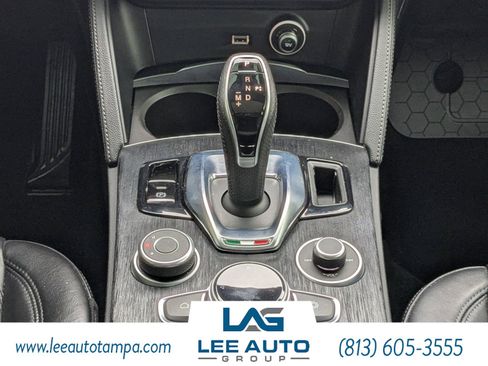 Used 2020 Alfa Romeo Stelvio w/ Nero Edizione image 20