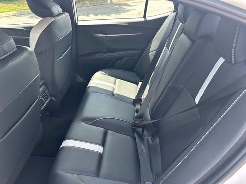 Used 2026 Toyota Camry SE FWD image 22
