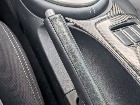 Used 2016 Nissan 370Z Base image 17