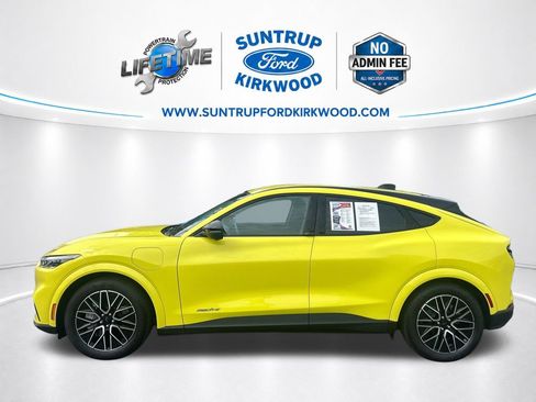 Used 2025 Ford Mustang Mach-E Premium RWD image 2