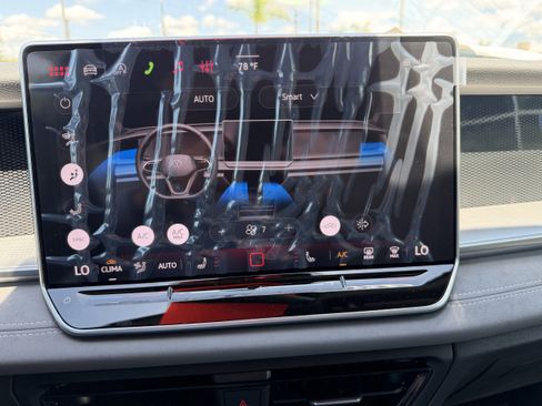 New 2026 Volkswagen Tiguan SE R-Line FWD image 20