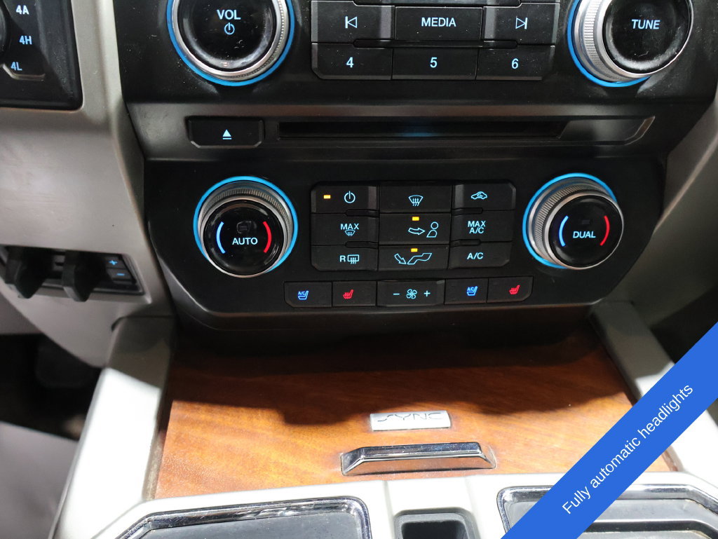 Used 2015 Ford F150 King Ranch w/ Equipment Group 601A Luxury AWD/4WD image 9