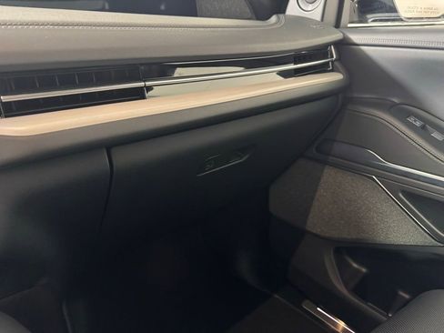 New 2025 Lincoln Navigator L Reserve w/ Jet Appearance Package image 44