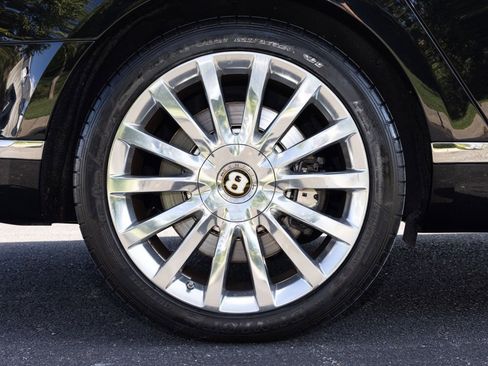 Used 2019 Bentley Mulsanne image 60