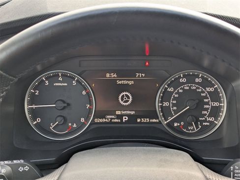 Used 2025 Mitsubishi Outlander SE image 15