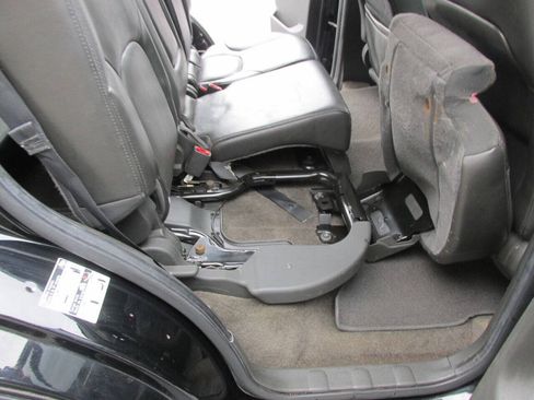 Used 2012 Nissan Pathfinder Silver w/ DVD Entertainment Pkg AWD/4WD image 21