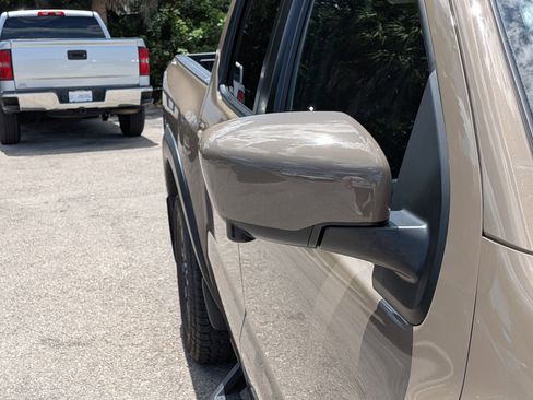 Used 2023 Nissan Frontier Pro-X w/ Pro Convenience Package RWD image 12