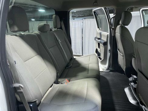 Used 2018 Ford F150 XLT AWD/4WD image 13