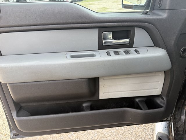 Used 2013 Ford F150 XLT w/ XLT Chrome Pkg RWD image 9