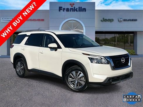 Used 2024 Nissan Pathfinder SL image 1