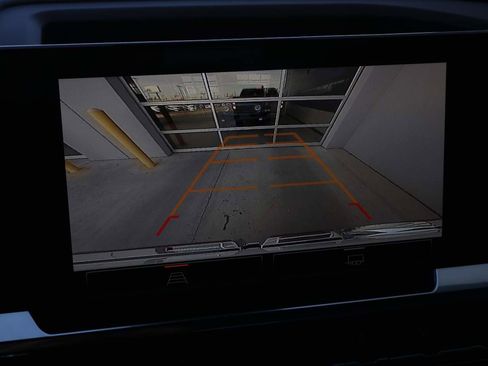 Used 2023 GMC Sierra 1500 Elevation image 17