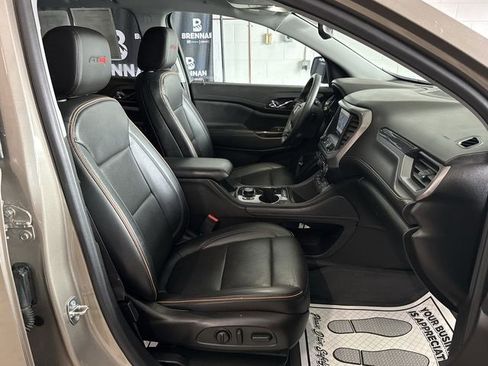 Used 2023 GMC Acadia AT4 w/ Preferred Package image 28