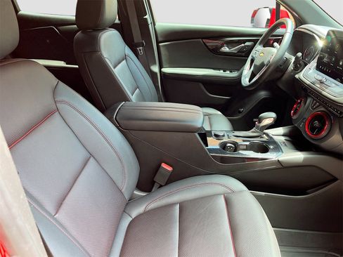 Used 2024 Chevrolet Blazer RS w/ Enhanced Convenience Package image 28