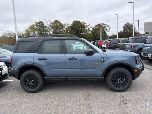 New 2025 Ford Bronco Sport Badlands w/ Sasquatch Badlands Package image 2