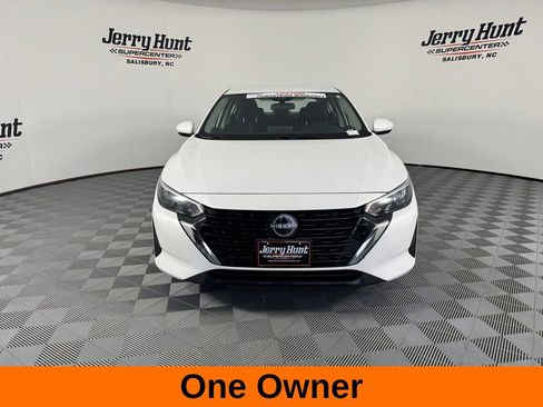 Used 2024 Nissan Sentra SV image 5