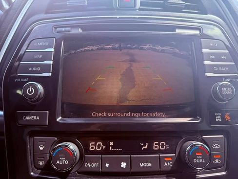 Used 2020 Nissan Maxima 3.5 SV w/ Floor Mat Group FWD image 19