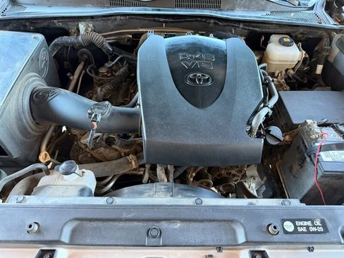 Used 2019 Toyota Tacoma TRD Off-Road image 4