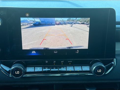 Used 2023 Chevrolet Colorado LT w/ LT Convenience Package image 31