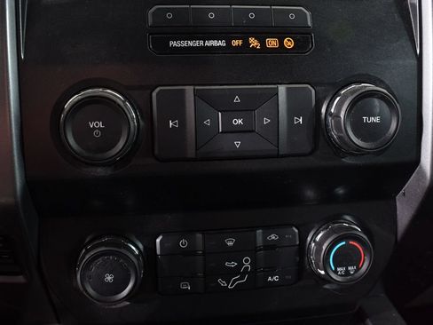 Used 2019 Ford F350 XLT w/ XLT Value Package AWD/4WD image 28