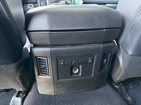 Used 2018 RAM 3500 Laramie image 13