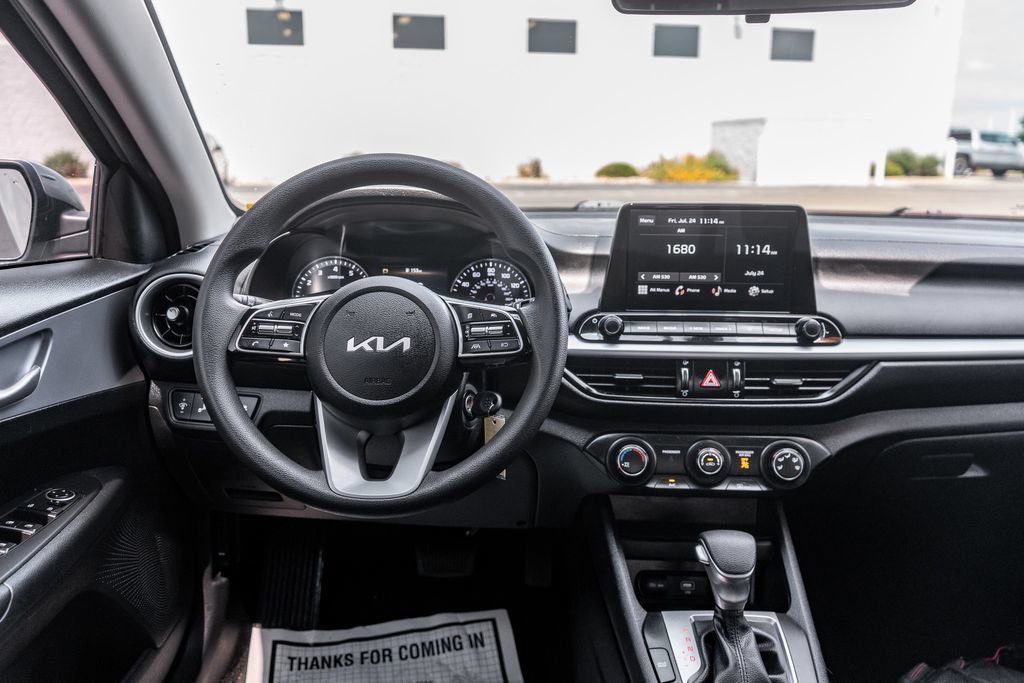 Used 2024 Kia Forte LXS w/ LXS Technology Package FWD image 15
