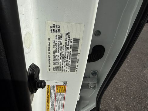 Used 2021 Honda Pilot EX image 30