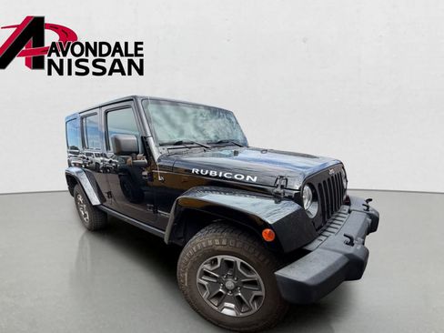 Used 2014 Jeep Wrangler Unlimited Rubicon w/ Connectivity Group AWD/4WD image 4