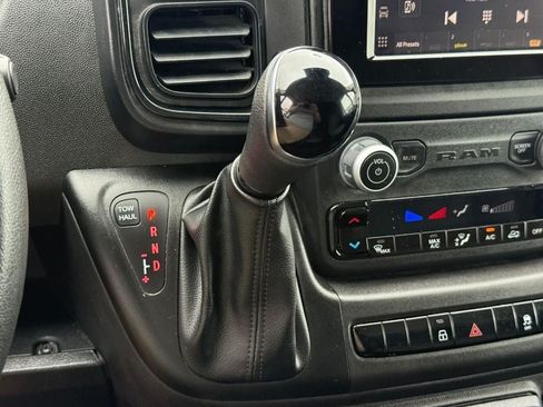 Used 2024 RAM ProMaster 2500 FWD image 17