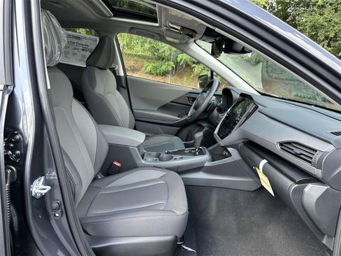 Certified 2025 Subaru Crosstrek 2.0i Premium image 10