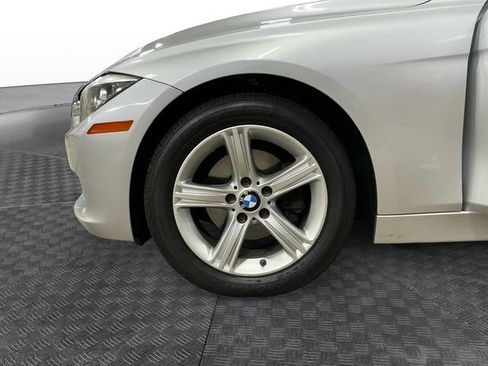 Used 2013 BMW 320i xDrive Sedan AWD/4WD image 14