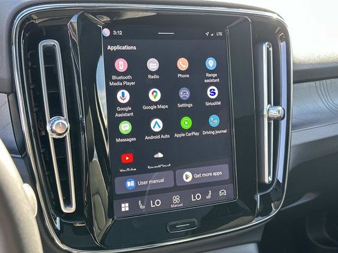 Certified 2023 Volvo C40 P8 Recharge Plus image 11