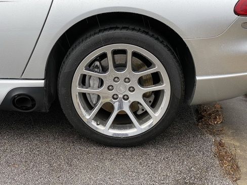 Used 2003 Dodge Viper SRT-10 image 5