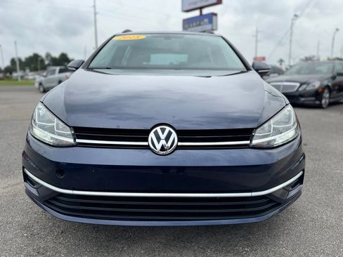 Used 2018 Volkswagen Golf S image 9