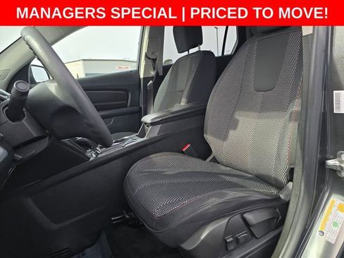 Used 2017 GMC Terrain SLE image 13