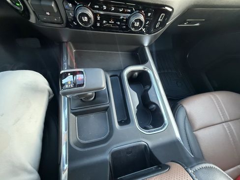 Used 2026 Chevrolet Silverado 1500 High Country w/ Technology Package image 18