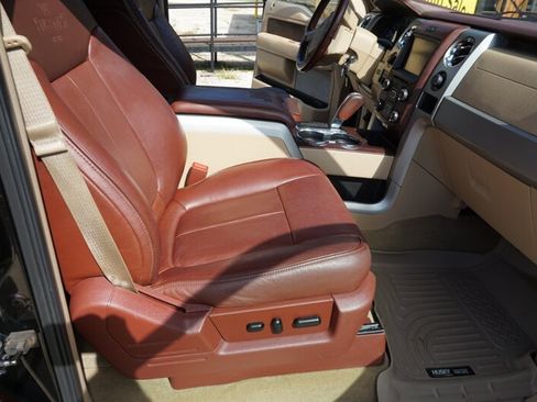 Used 2014 Ford F150 King Ranch w/ King Ranch Luxury Package AWD/4WD image 34