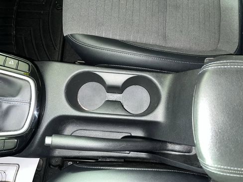 Used 2023 Kia Seltos S w/ Navigation Package image 22