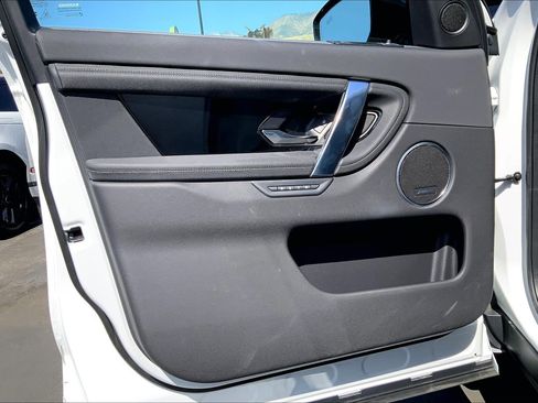 Used 2024 Land Rover Discovery Sport S image 20