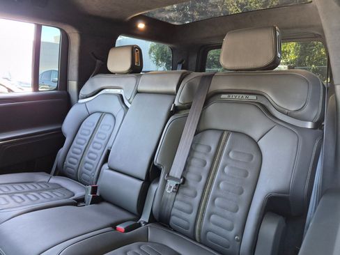 Used 2023 Rivian R1S Adventure AWD/4WD image 17