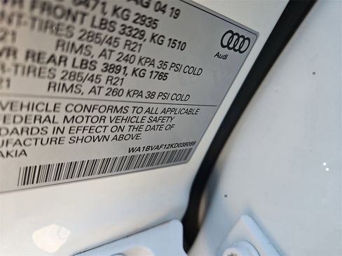 Used 2019 Audi Q8 Premium Plus w/ Premium Plus image 15