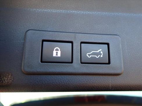 Certified 2024 Subaru Ascent Premium w/ Convenience Package image 9