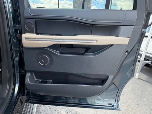 Certified 2023 Ford Expedition Max Limited AWD/4WD image 18