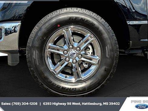 New 2025 Ford F150 XLT w/ Equipment Group 302A MID image 11