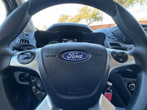 Used 2019 Ford Transit Connect XL image 17