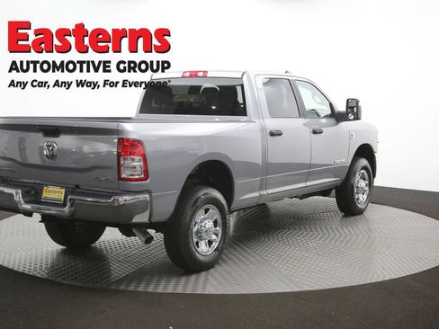 Used 2024 RAM 2500 Big Horn AWD/4WD image 43