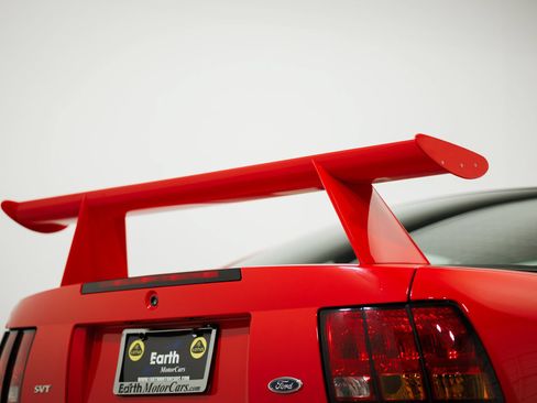 Used 2000 Ford Mustang Cobra RWD image 36