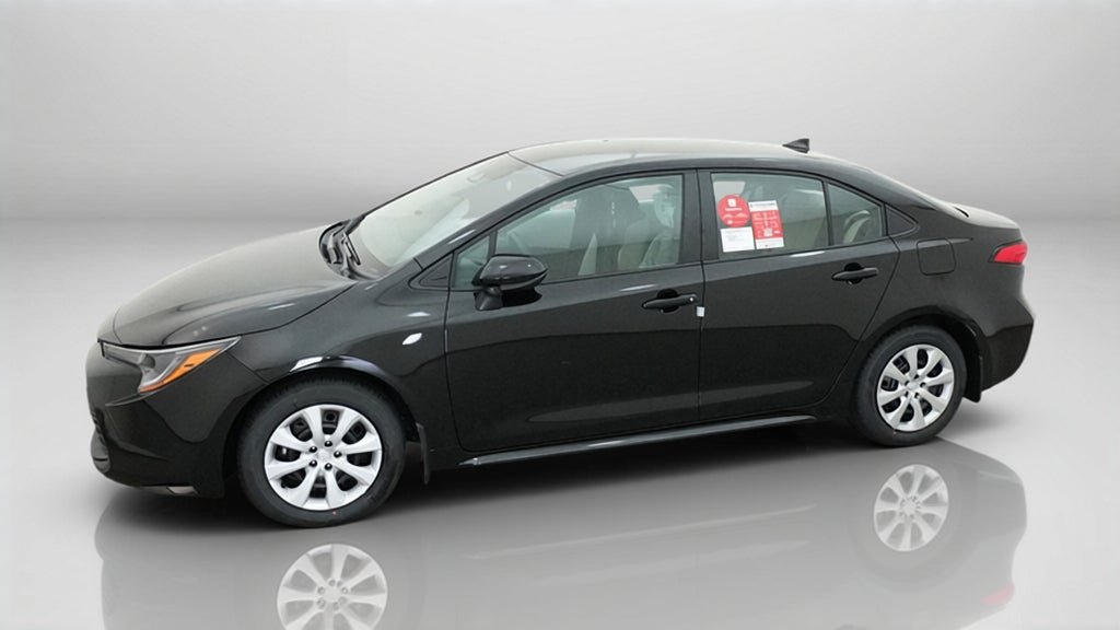 New 2027 Toyota Corolla LE FWD image 2