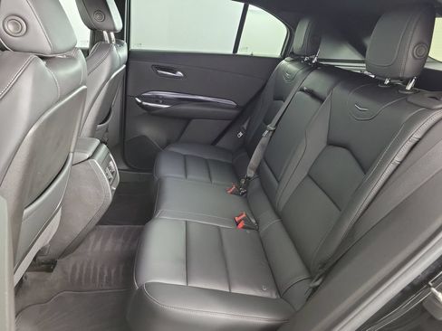 Used 2023 Cadillac XT4 Luxury w/ Cold Weather Package FWD image 28