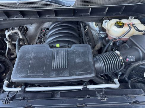 Used 2022 Chevrolet Silverado 1500 LTZ AWD/4WD image 23