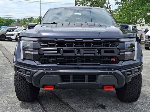Certified 2025 Ford F150 Raptor w/ Equipment Group 803A Raptor R AWD/4WD image 2